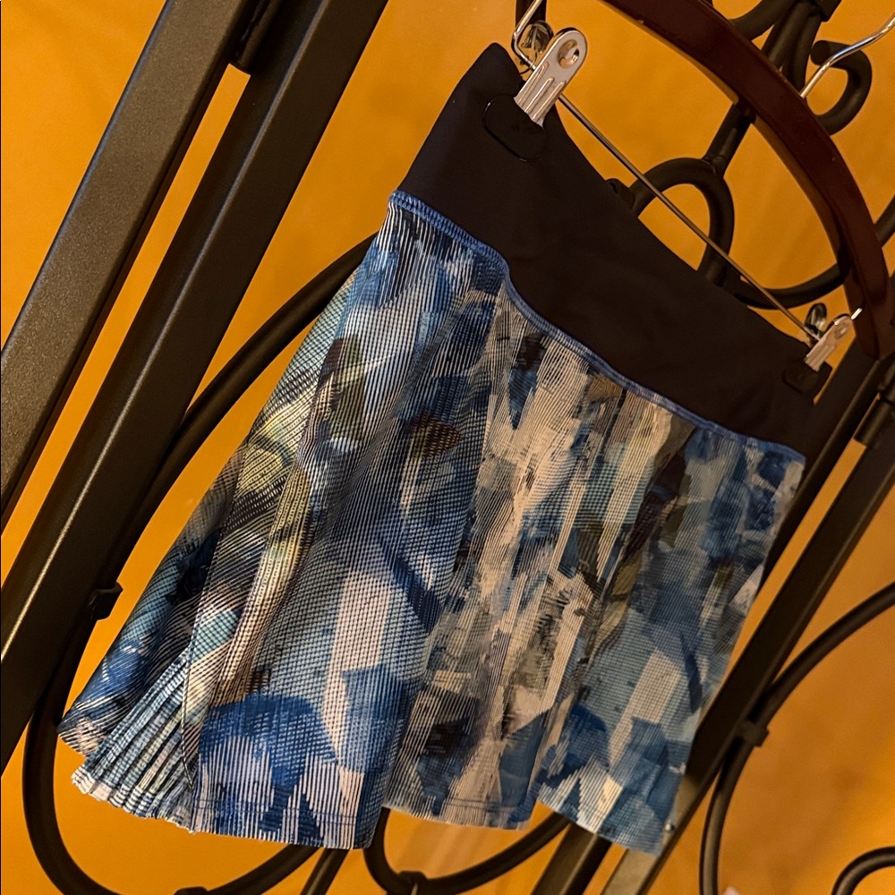 LULULEMON Play Off The Pleats Skirt - Picture 5 of 16